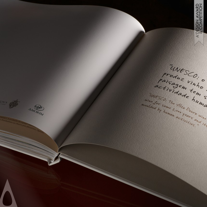 Omdesign's 250 years of stories Book
