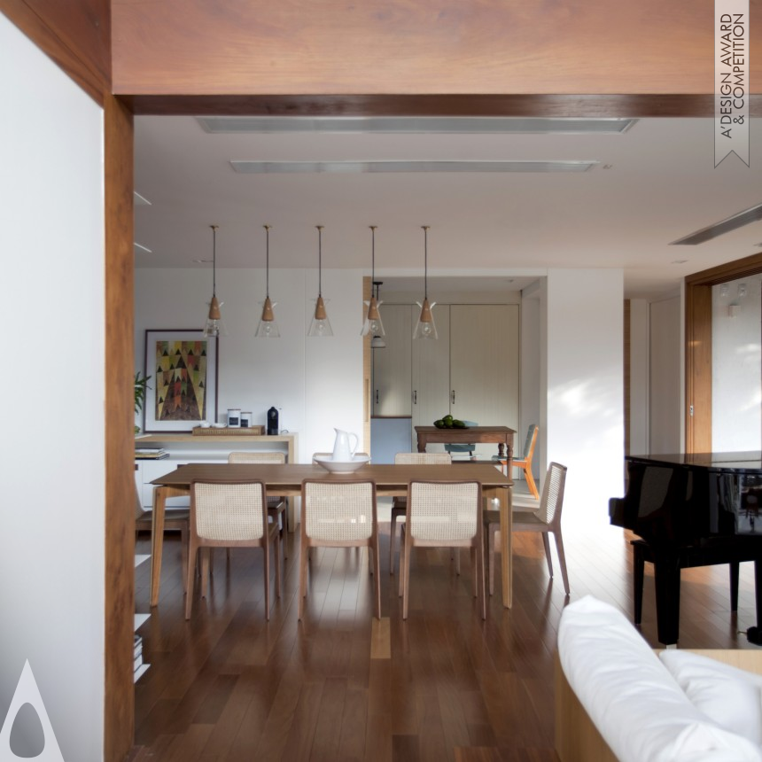 Juliana Pippi Sambaqui