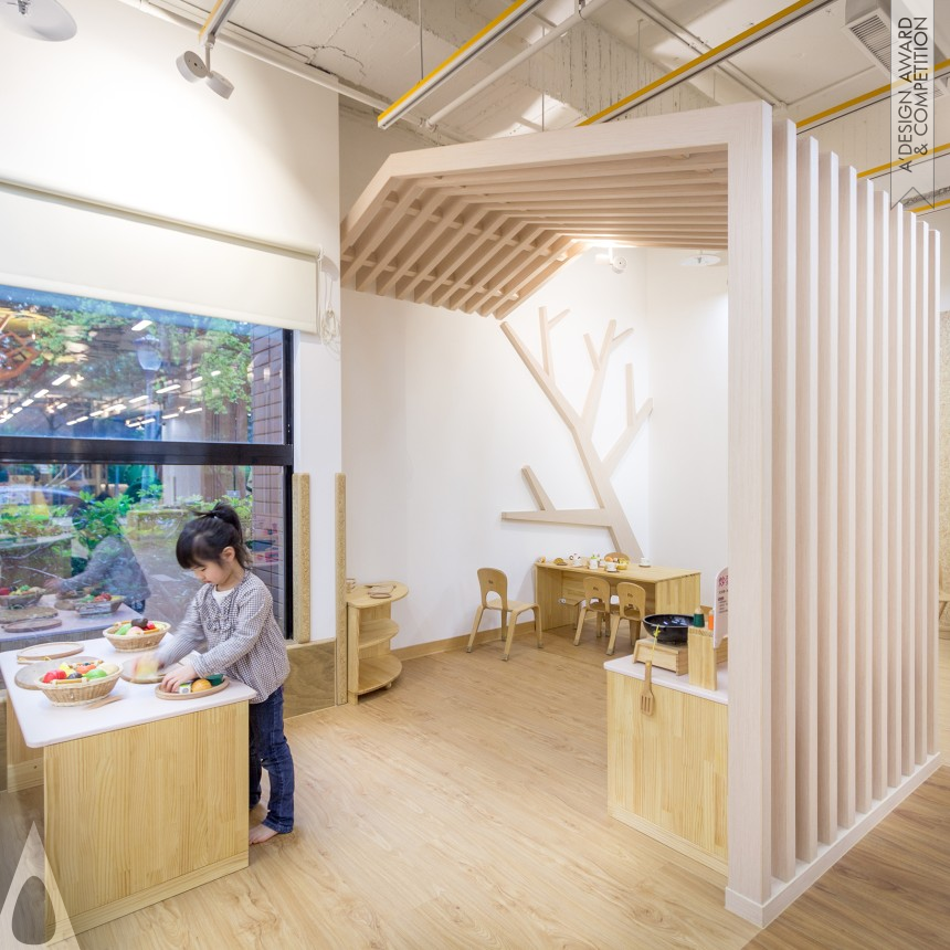 Daisuke Nagatomo and Minnie Jan design