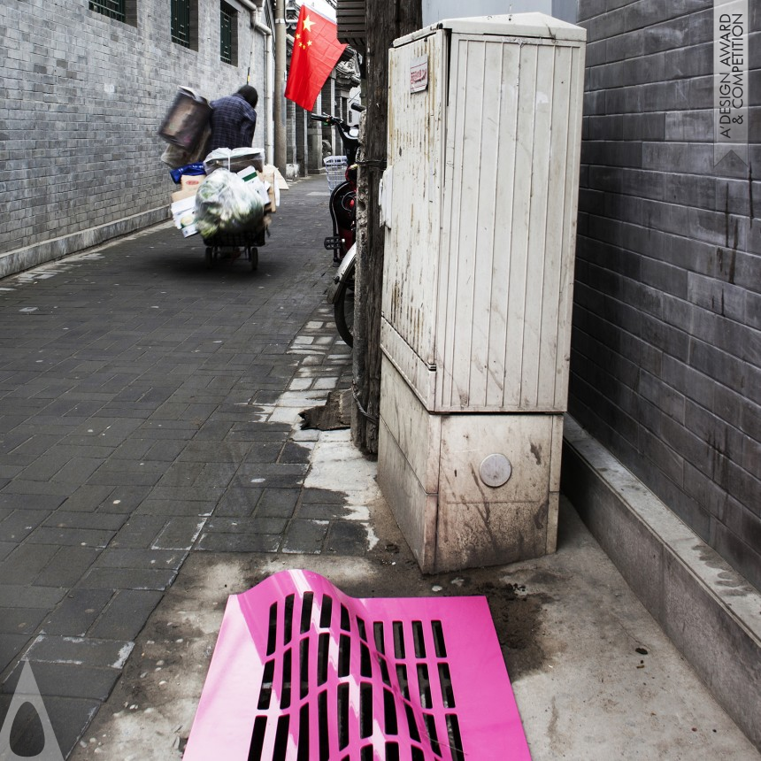 cover[t] designed by Keizo Okamoto and Tsutomu Deguchi