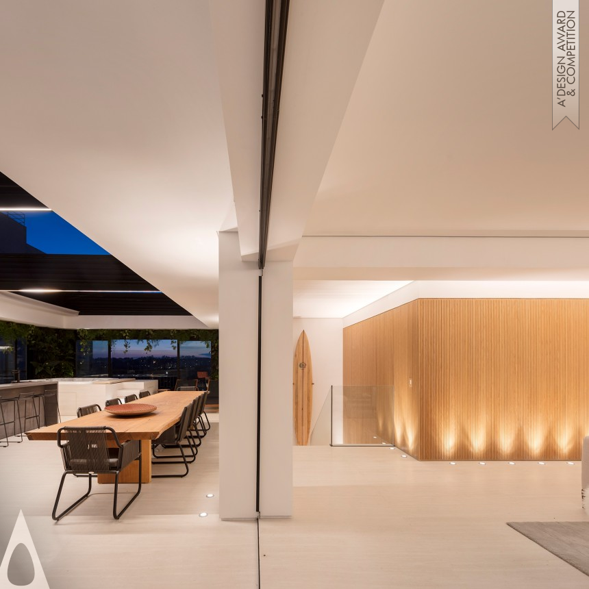 Fernanda Marques's Tavarua Residencial Penthouse