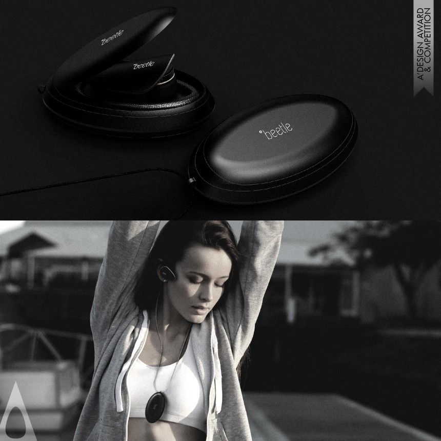 Siwon Kim's Beetle Bluetooth earphones and speaker at once