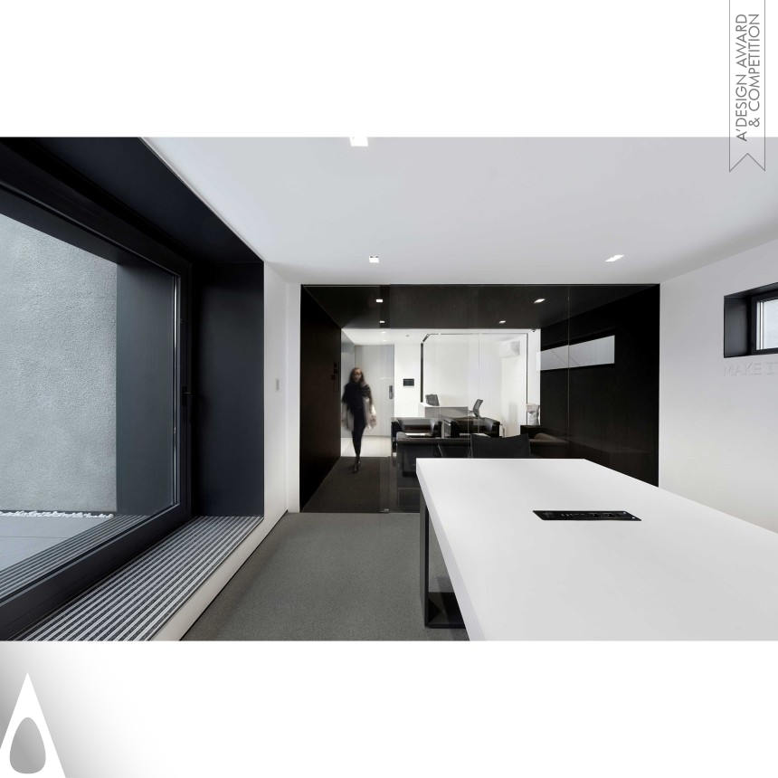 Samaneh Ghasempour , Amir Ghasempour Headquarter Office