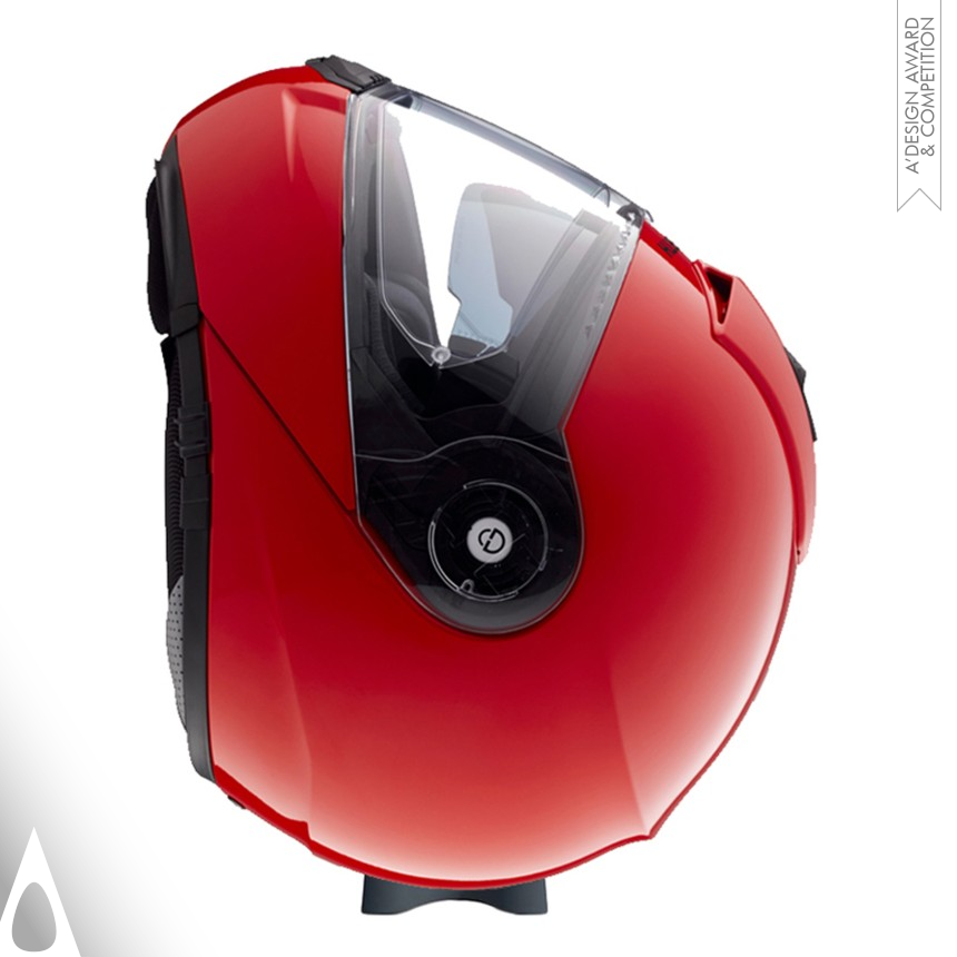 Luis De Arquer's The Frog Helmet support