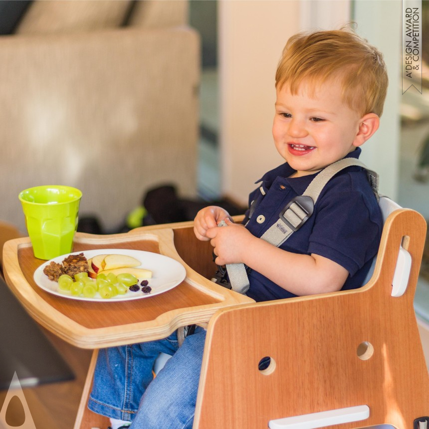 Click High Chair designed by Karina S.Sucre and Eduardo Sucre