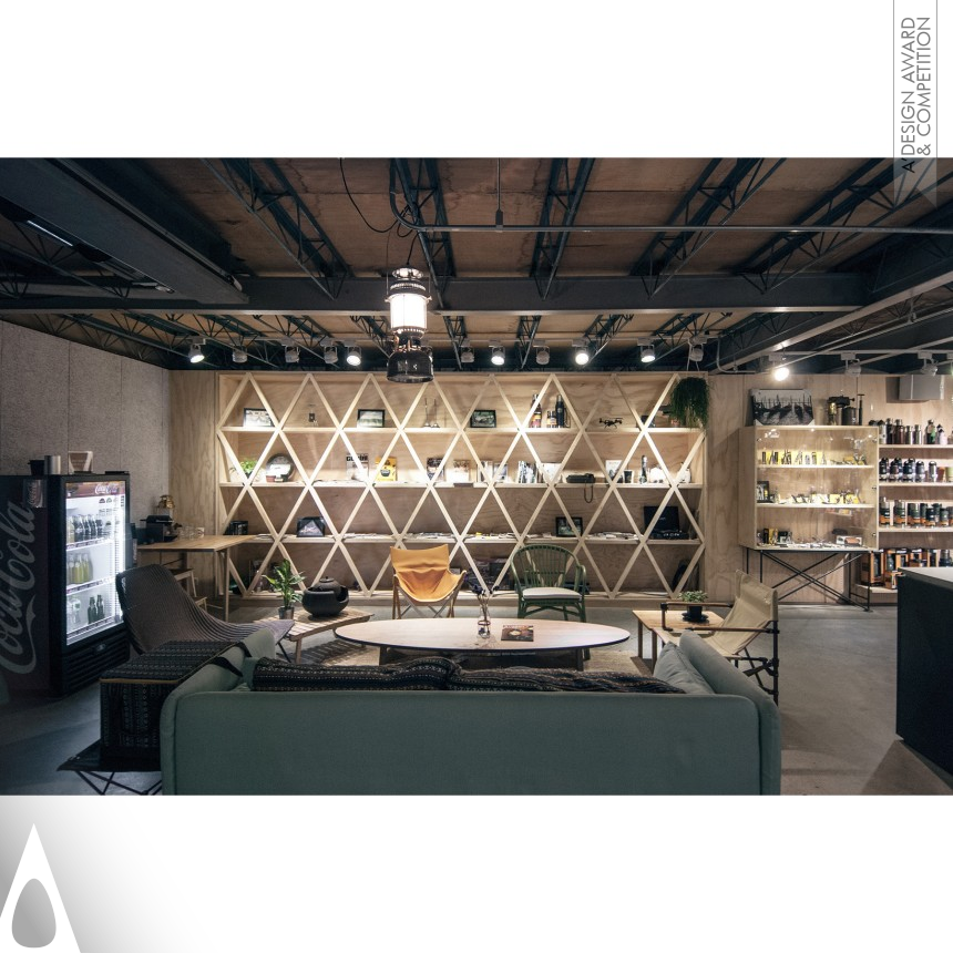 OUTDOOR MAN - Golden Interior Space and Exhibition Design Award Winner