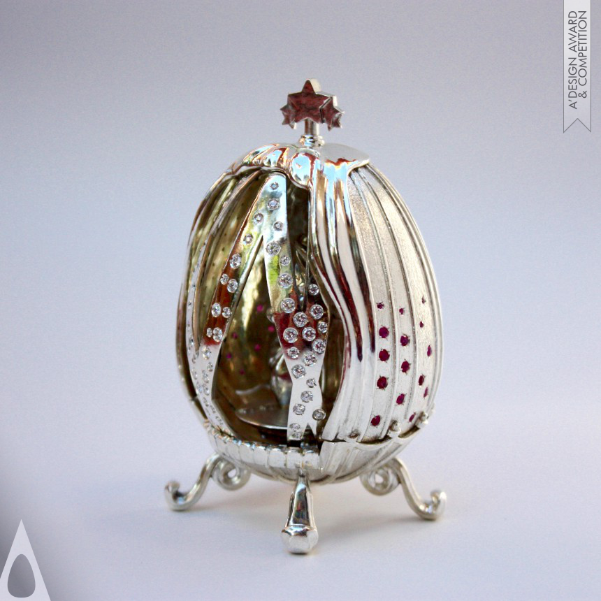 Fine Jeweled Egg by Larisa Zolotova