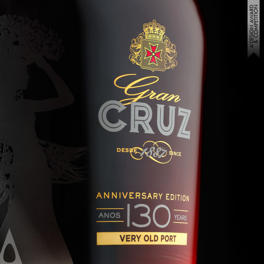 130YO Gran Cruz Packaging designed by Omdesign