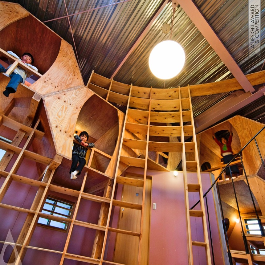 Satoshi Higashijima Beehive House