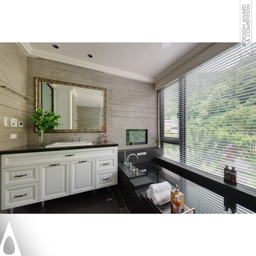 Ching Liu's Shining Hot Spring Residential House