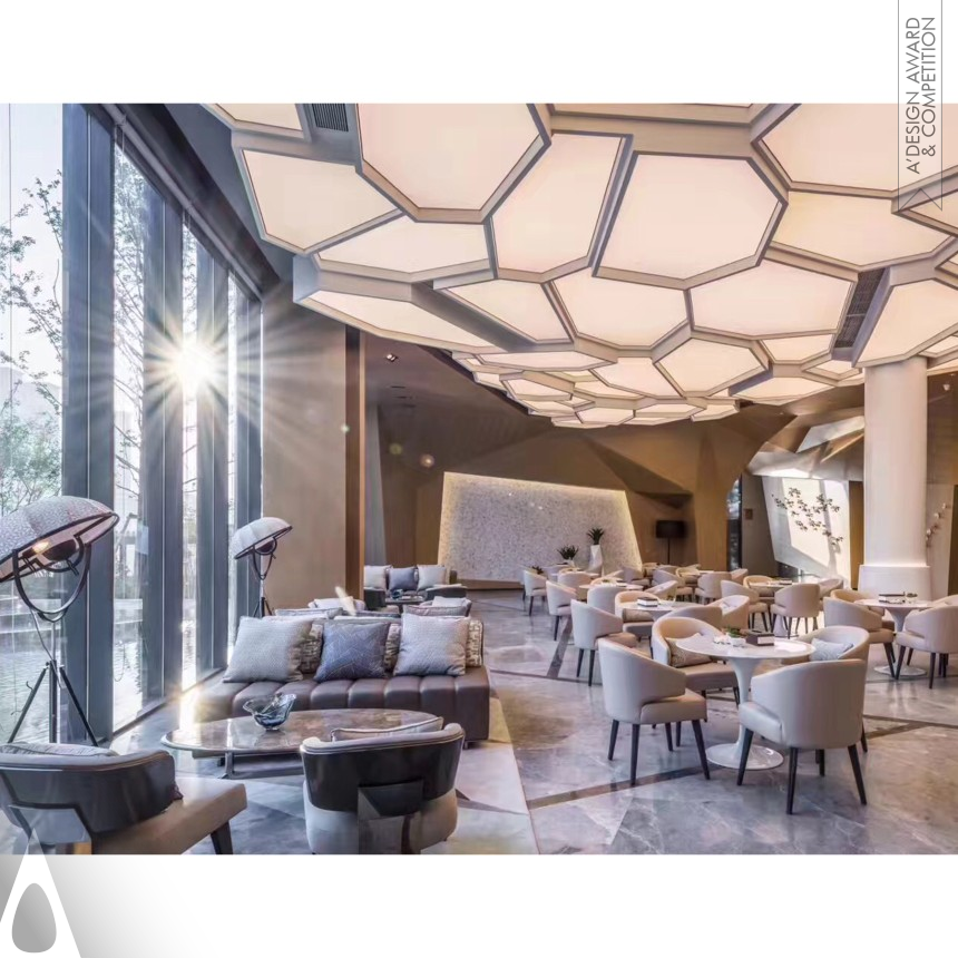 Kris Lin Sales Center