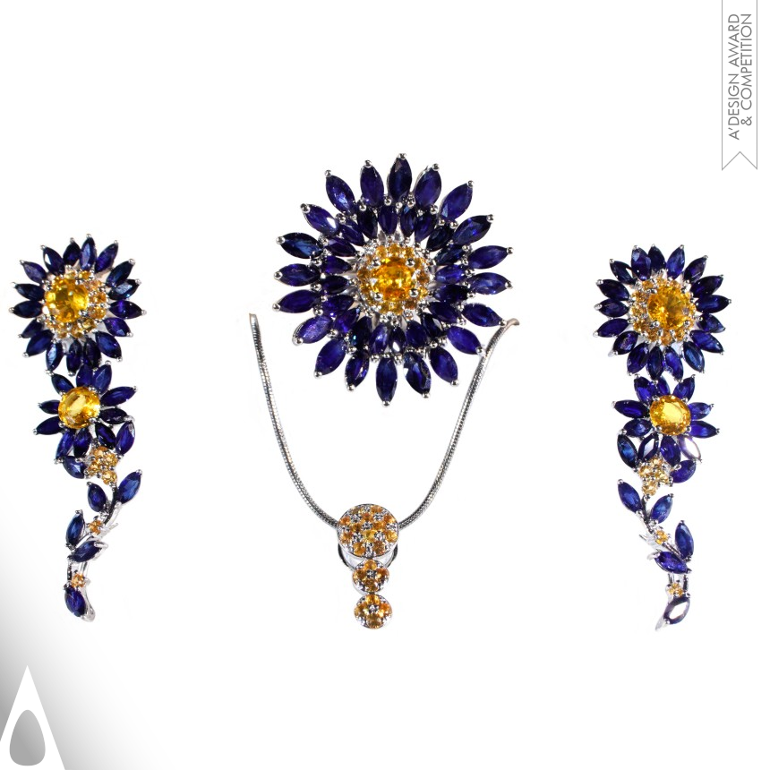 Teong Yan Ni's Blue Daisy Multifunctional Earrings