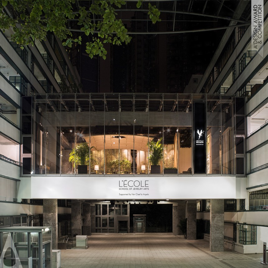 Bronze Luxury Design Award Winner 2019 L'Ecole - School of Jewelry Arts School of Jewelry Arts 