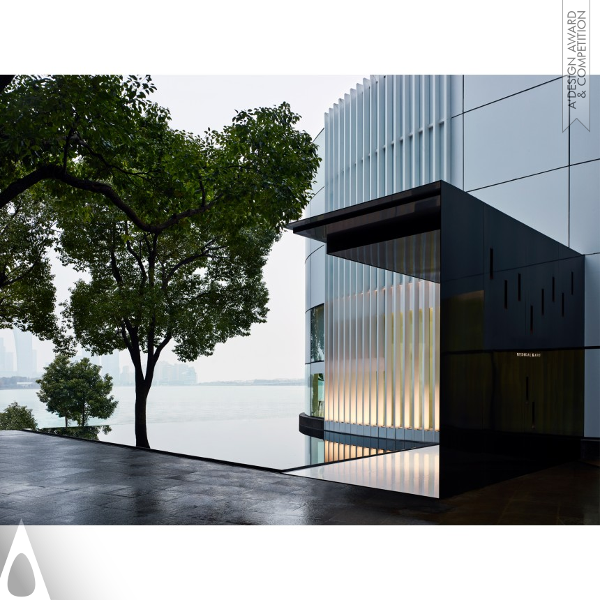 Guoqiang Feng  & Yan Chen Chun Shi