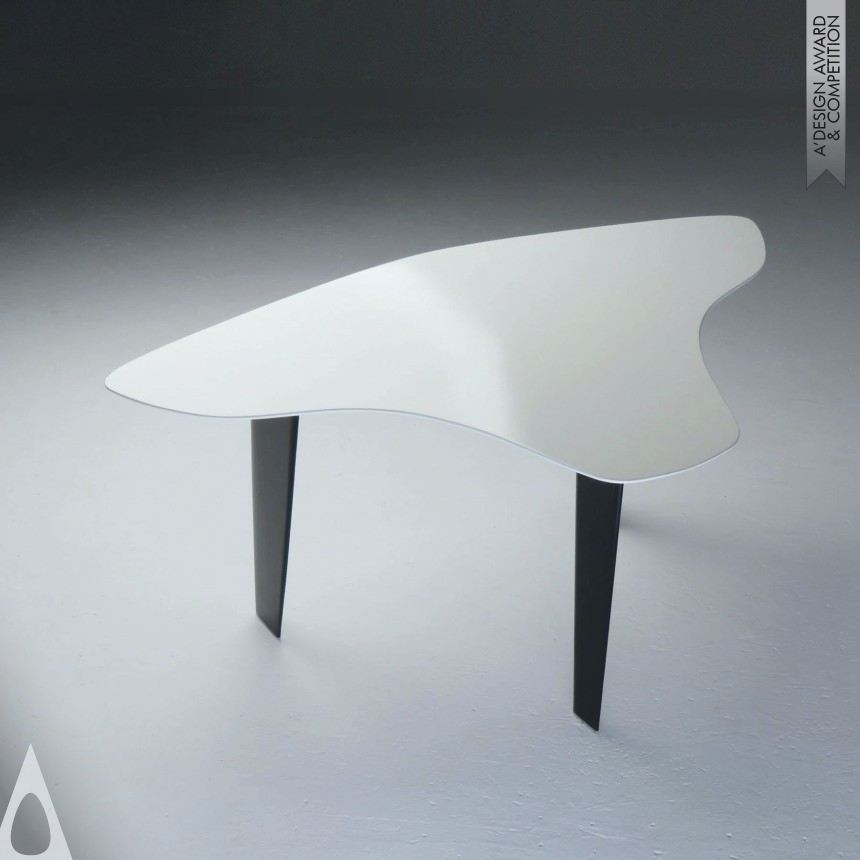 Iron Furniture Design Award Winner 2019 Eve Glider Coffee Table 