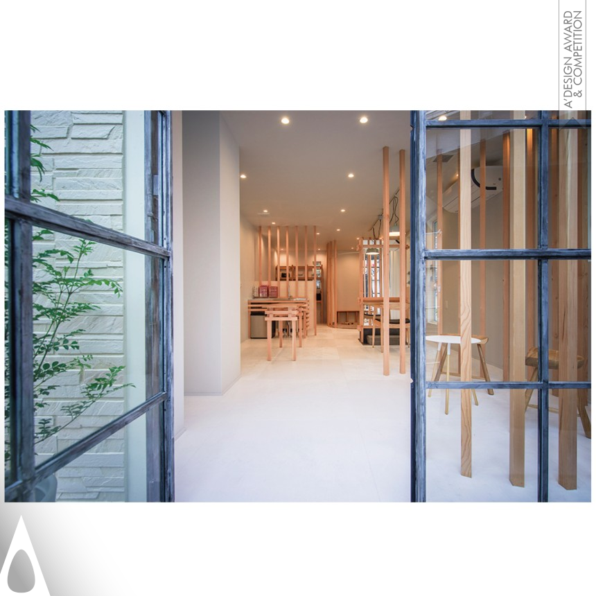 Tomonobu Kawakami Le Lien