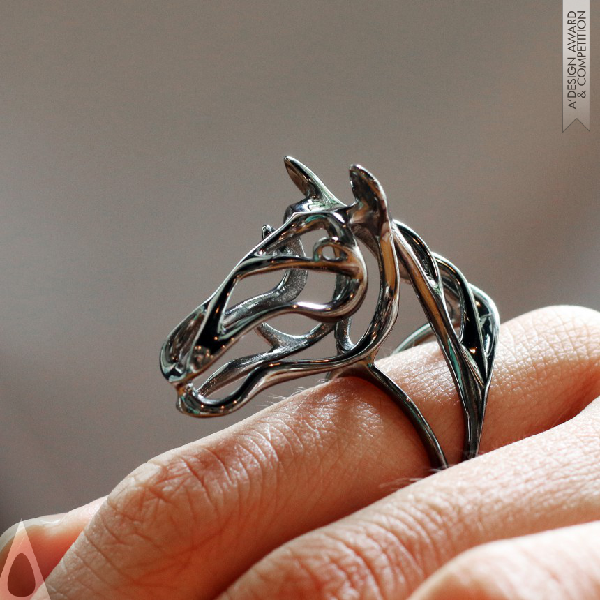 Kin Wa Chan Zodiac Horse Ring