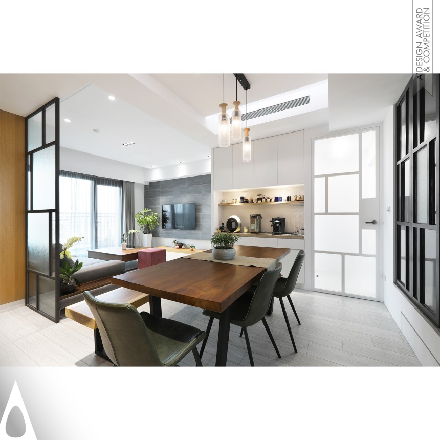 Chien-Hung Lu's Minimal Simplicity Residential Apartment