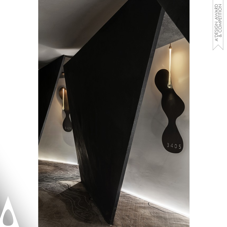 Xiaobing Yao's Ufia Hotel