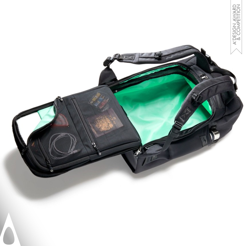 RiutBag X35 - Silver Fashion and Travel Accessories Design Award Winner