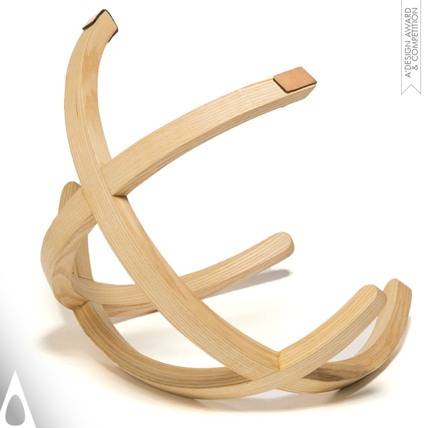 Hung Yuan Chang Arc Guitar Stand