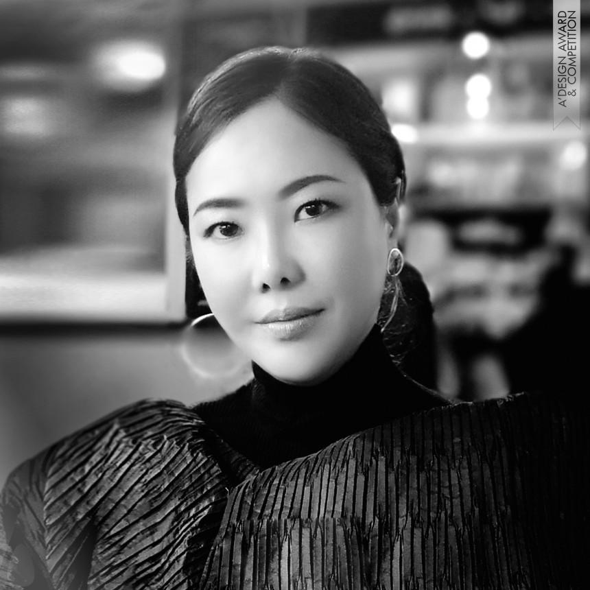 Suk-kyung Lee