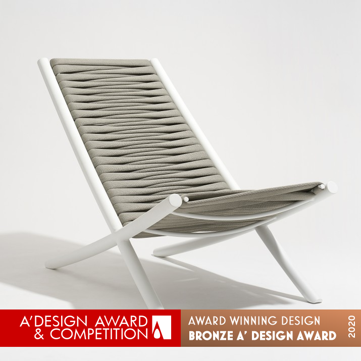 Nido Seat by Lodovico Bernardi Bronze Furniture Design Award Winner 2020 