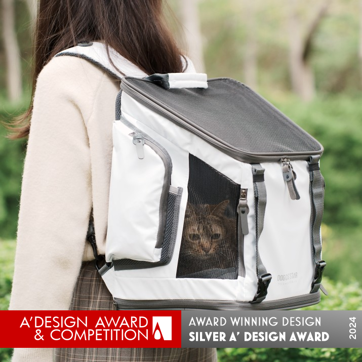 Little Cube Pet Backpack by Planddo Co., Ltd. Silver Pet Care, Toys, Supplies and Products for Animals Design Award Winner 2024 