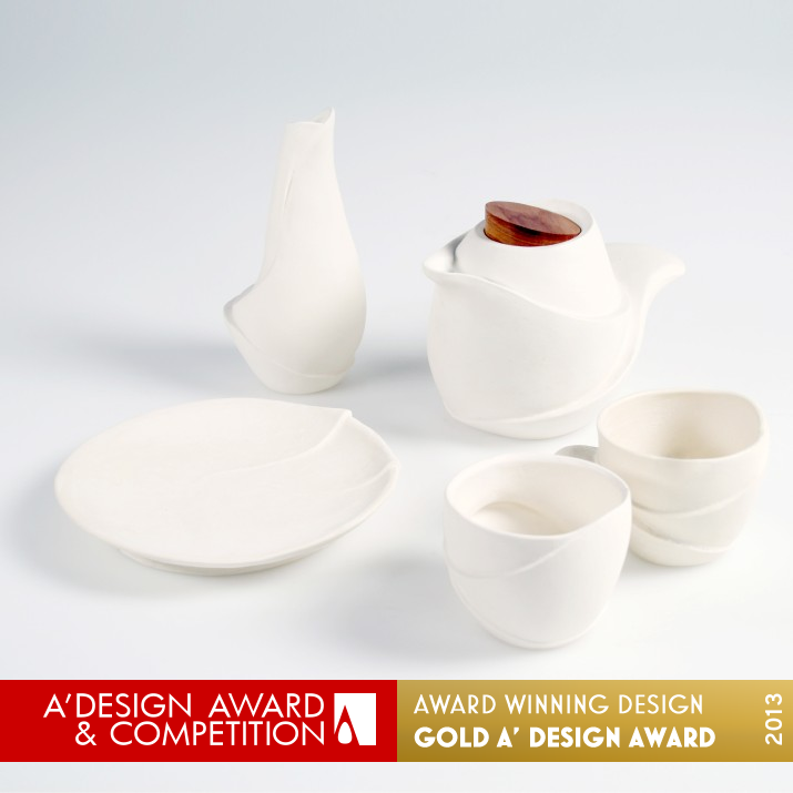 Wavy Tea set by Patricia Sheung Ying Wong Golden Bakeware, Tableware, Drinkware and Cookware Design Award Winner 2013 