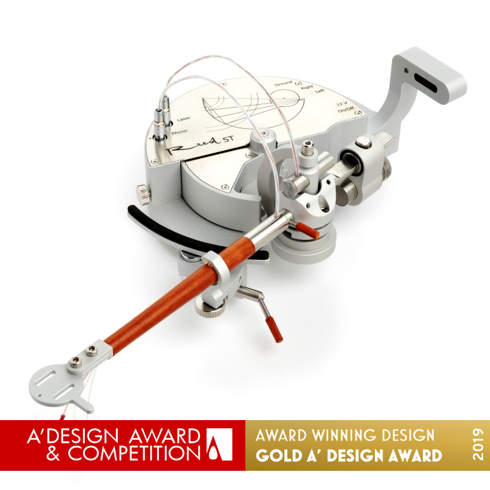 Reed 5T Linear Tracking Tonearm by Tonearms.lt, UAB Golden Product Engineering and Technical Design Award Winner 2019 