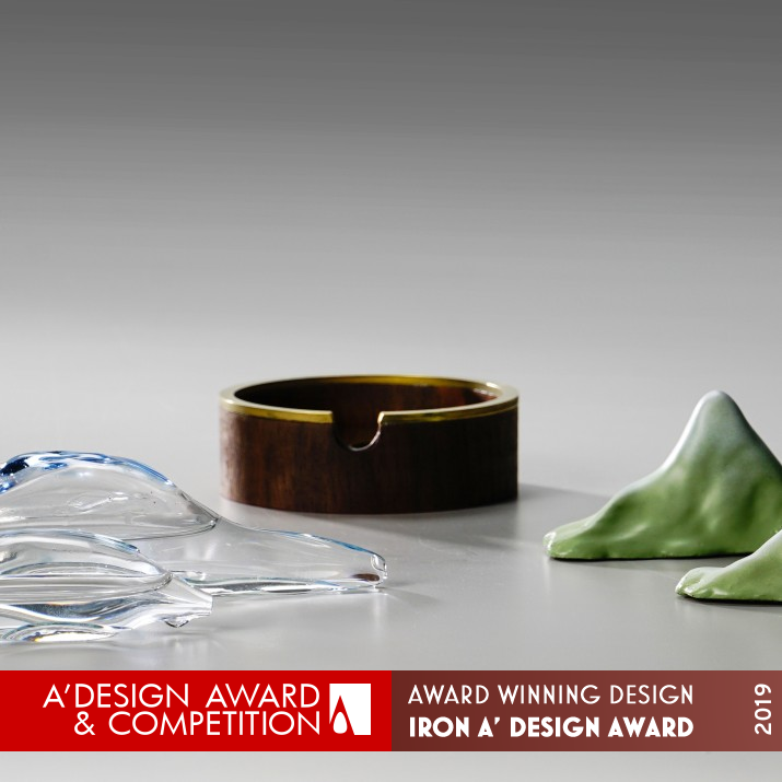 Ri Shan Shui Set of Calligraphy Paperweights by Chiahsun Tsai Iron Homeware Design Award Winner 2019 