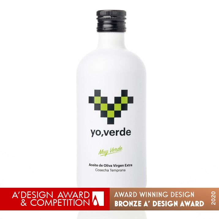 Yo,verde Olive Oil by Antonio Cuenca Bronze Packaging Design Award Winner 2020 