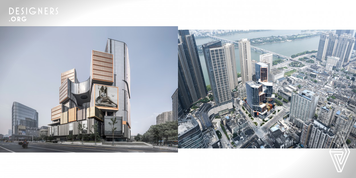 The Project is located at the most popular Jiefang West Road, the intersection of Taiping Street and Pozijie Street in Changsha, and is close to the Xiang River which runs through the whole city. To feet with "landscape city" features, the concept of the design inspired by the world heritage - Zhangjiajie, Hunan unique natural style. With the theme of "Cultural and Creative Complex", including creative office space and art-level commercial space, this project seeks to create the most pioneering and trendy base in Changsha.