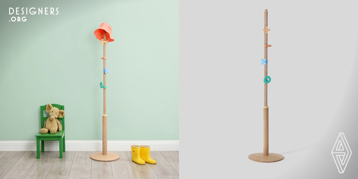 Inspired by the idea that small saplings grow into big trees, this coat rack was designed with a telescoping structure that can be altered as children grow taller. Through systematic thinking about the relationship between coat racks and children, the designer uses fewer materials and smarter structures to help children understand the concept of growth. 