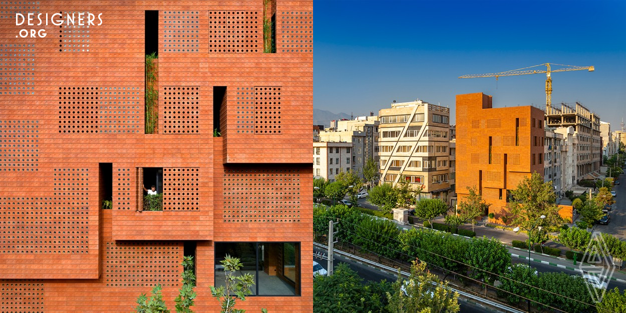 This project is the headquarters for Kohan Ceram Brick Manufacturing Company, including showroom, sales office, and a guest unit. Situated alongside a highway in Tehran, this project marks the boundary between the residential neighborhood and the freeway in the urban fabric. The main criterion was to remain neutral in the urban scale while creating a tangible entity in the local scale. The brick were used as the main representative of the company. The brick module not only forms the façade, but also forms the entirety of the project both on the interior and the exterior.