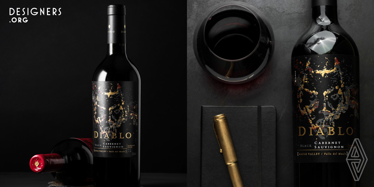 Diablo Black is a pact with the extraordinary, where the serious and traditional give way to the sophisticated and disruptive. It is an intriguing and attractive brand, in which the Devil is the protagonist who seeks out those who want to be tempted by a wine that reflects his dark and mysterious style. 6 months that make the difference, 6 weeks that define a style, 6 days that are the precise time for perfection. The winemaking process follows Diablo's characteristic style.