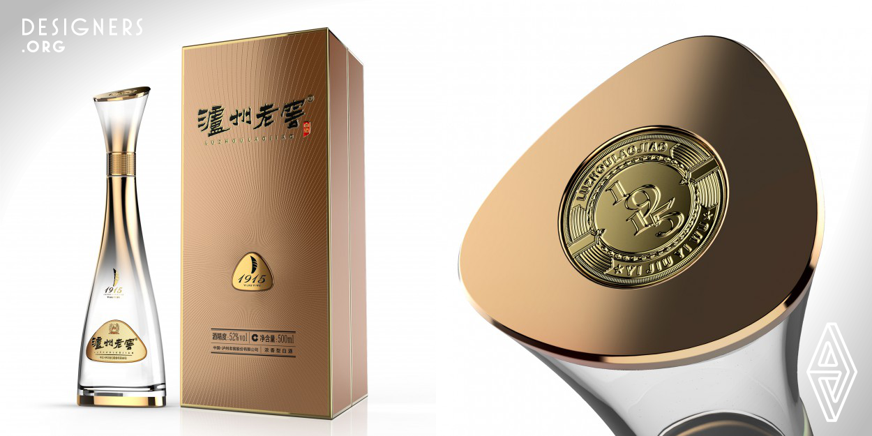 This design product was made by the creative design team of Diga. The bottle shape design is very innovative. The application of colors and the matching of bottle lines convey a sense of modernity and high-class. This is the target consumers that meet the needs of brand products. Upgrade on the basis of old wine, keep the inherent gene molecules of "Jiang Yang Map", "Sailing Boat" and other brands, and carry out modernization to make the brand more contemporary.