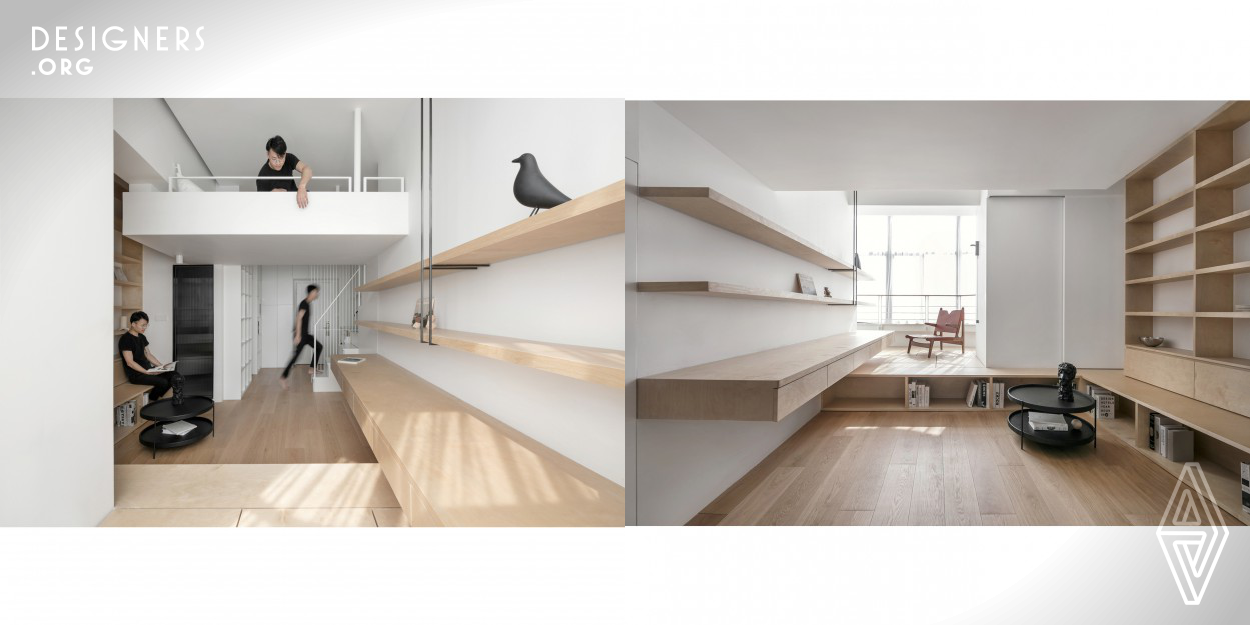 The design mainly focuses on simple techniques, emphasizing space and psychological feelings. Pay attention to the design of space transformation and movement lines, as well as the unified connotation and life philosophy of the living space. The space of The Bund Micro Apartment Renovation is composed of specific order and functions. The simple and straight lines make the space of order and strength, while the soft light and wood grain soften the entire space, making it warm and bright, suitable for room and livability.