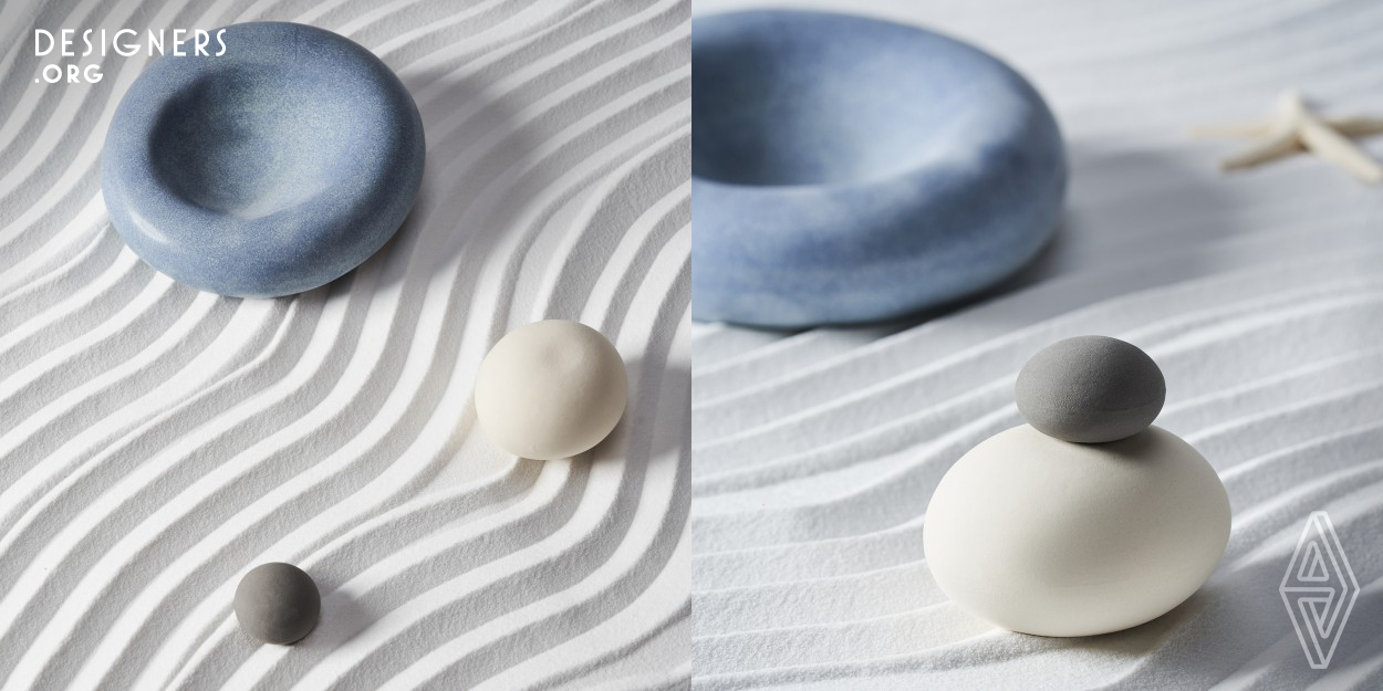 The project combines Nio's Blue Sky Coming vision with modern Scandinavian simplicity and usability, aiming to create a simple product which can be placed anywhere in the home. Each product uses the same beautiful pebble form and slightly adjusted, makes this a versatile design, simple to produce and with room to expand. Simple yet nature shape highlights the details of pebble form and also fragrance.
