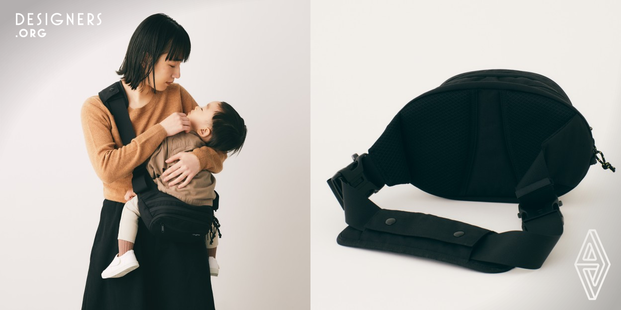 Hugoo was developed to solve the challenges of swaddling and regular hipseats. It is a shoulder bag-type hip seat that combines the convenience of using a regular bag with the comfort of carrying a child. It allows you to carry your belongings efficiently while safely supporting your child. The thickly cushioned hip seat reduces the burden of carrying a child and can be used as a stylish shoulder bag when not in use. It looks like an ordinary shoulder bag, but its functionality proposes a new standard that goes beyond baby carriers and hip seats.