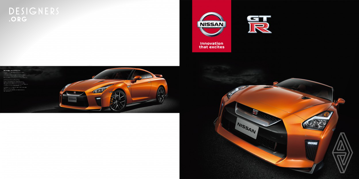 This brochure is created to communicate the evolution intuitional and convincing. An inspirational approach is taken for fascinating product presentation with an idea to have people to see the evolution level carefully and to make a valuation. Bold layout using the traditional round-shape tail lamp, a symbol of GT-R, is used in the introduction page. When one-side foldout is opened, the vehicle’s powerful main style appears on the nearly 1-meter-long pages. With the black background, the imposing figure of GT-R with the vivid-orange body color stays in people’s mind.