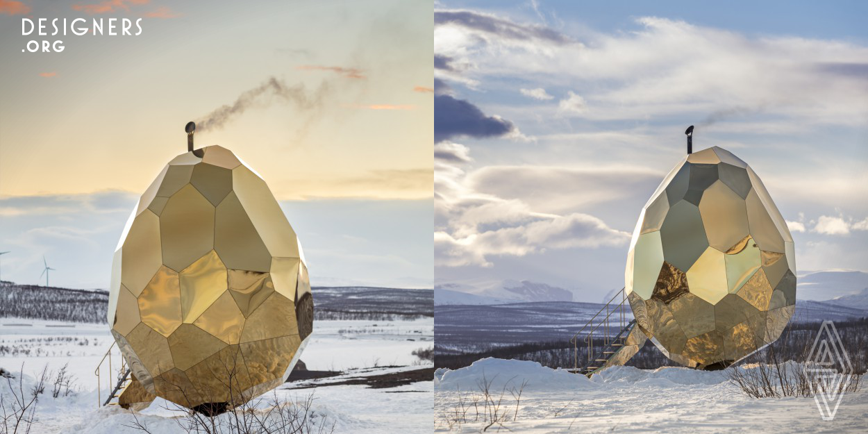 The egg shape seeks to symbolize rebirth and new opportunities at the start of Kiruna’s urban transformation, a project that involves the relocation of entire city districts in response to ground subsidence caused by decades of iron ore mining. The temporary and traveling egg-shaped sauna is covered in stainless steel mirrors with titanium, gold-colour coating. It is only five meters tall and accommodates a handful of punters. Its interior is made from pine and aspen, and the sculptural oven in the center has been webbed from local iron and stones. 