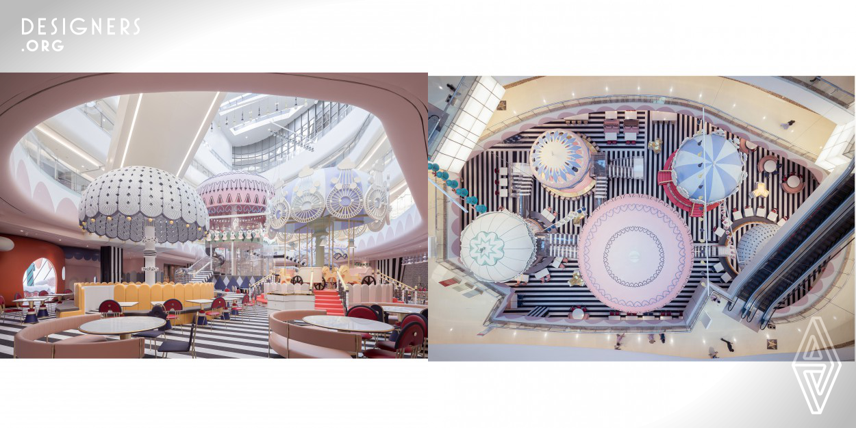 Based on the original layout of the shopping mall, Hangzhou Neobio Family Park was divided into four major functional areas, each with multiple accessory spaces. Such division took into account age groups, interests and behaviors of kids, while at the same time combining functions for entertainment, education and rest during parent-child activities. The reasonable circulation in the space makes it a comprehensive family park that integrates entertainment and education activities.