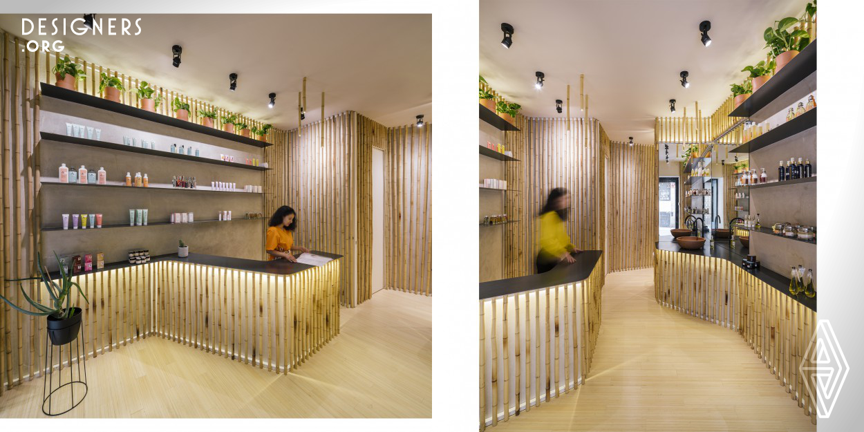 The project is an urban Hamman for citizens. Wellness, nature and health benefits is the leit motiv are the alma mater of the brand. As this should be emphasized, natural bamboo wood sticks as well as plants used all over the main entrance space. The light also plays a fundamental role, as it creates warm and relaxed atmospheres for the costumers to feel so.