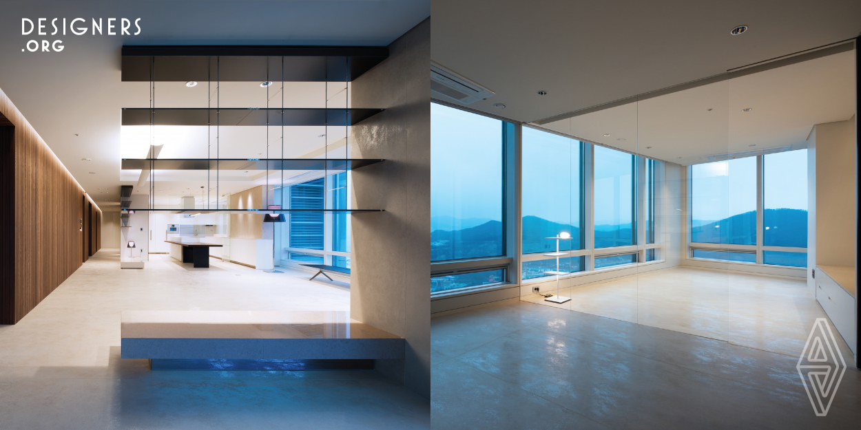 This project is a private pent house apartment in the rich area of south Seoul, Korea. En plein ciel, it means 'in the fully sky' in French. It is aimed at making it maintain the view as a house with minimum wall and maximum landscape. It is suggested ‘emptying’ to make residents enjoy the view perfectly. The scene filled with the sky, the light, the clouds, the mountains and the earth is spread at an altitude of 200 meters. In this house, the space and the nature are united as one.