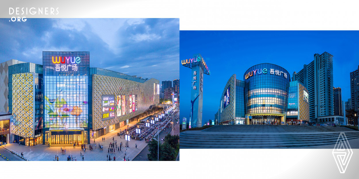 Elements of Shangrao’s water culture, dragon culture and building facade are integrated into the nightscape lighting design of Wuyue Plaza. With curtain wall facade as the carrier, points, streamlines, light and shadow in different combination forms the enjoyable lighting, which makes up Jiangnan scenery of three rivers flowing together and Shangrao wandering in flowers.