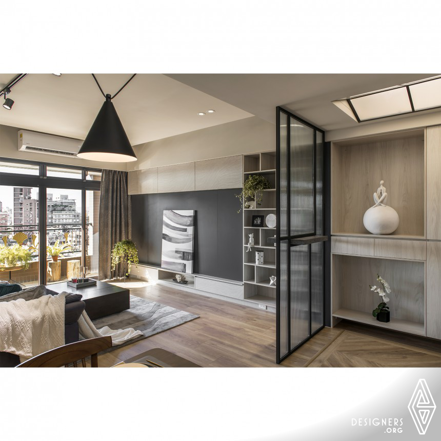 Residential Space by Henri Liu Interior Design Ltd