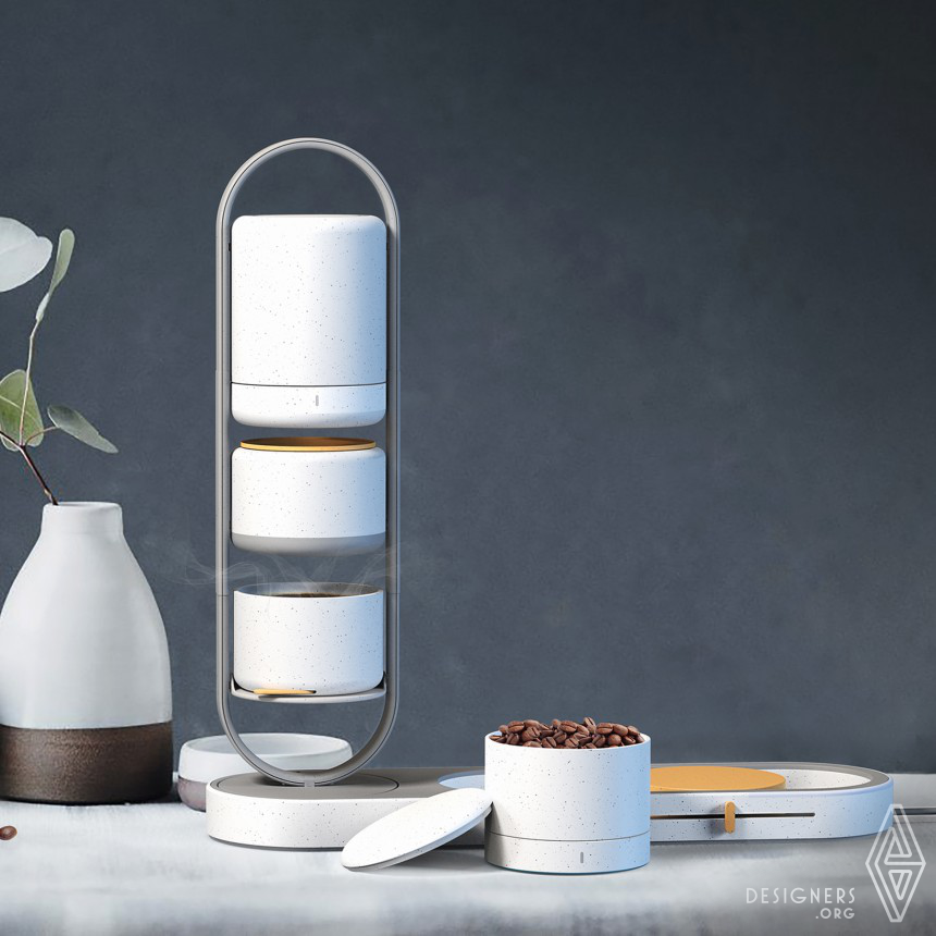Functional Pour over Coffee Maker by Chenchen Fan