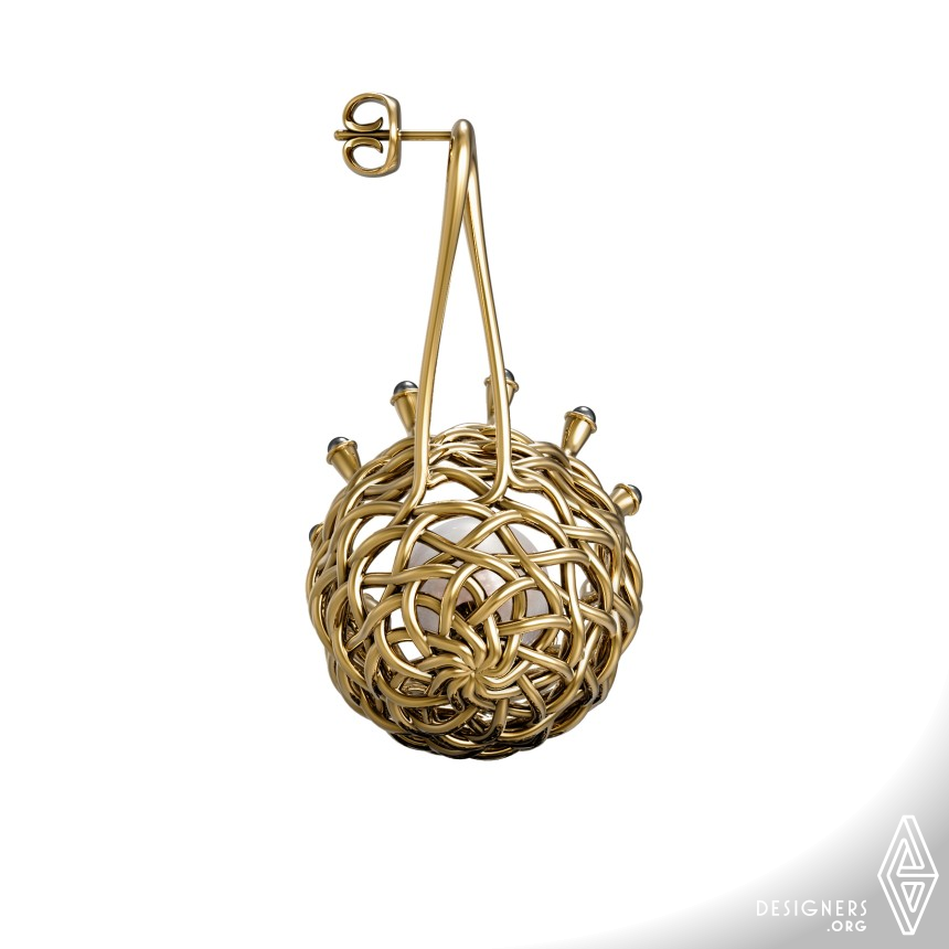 Earring by MASOUD SERATI NOURI