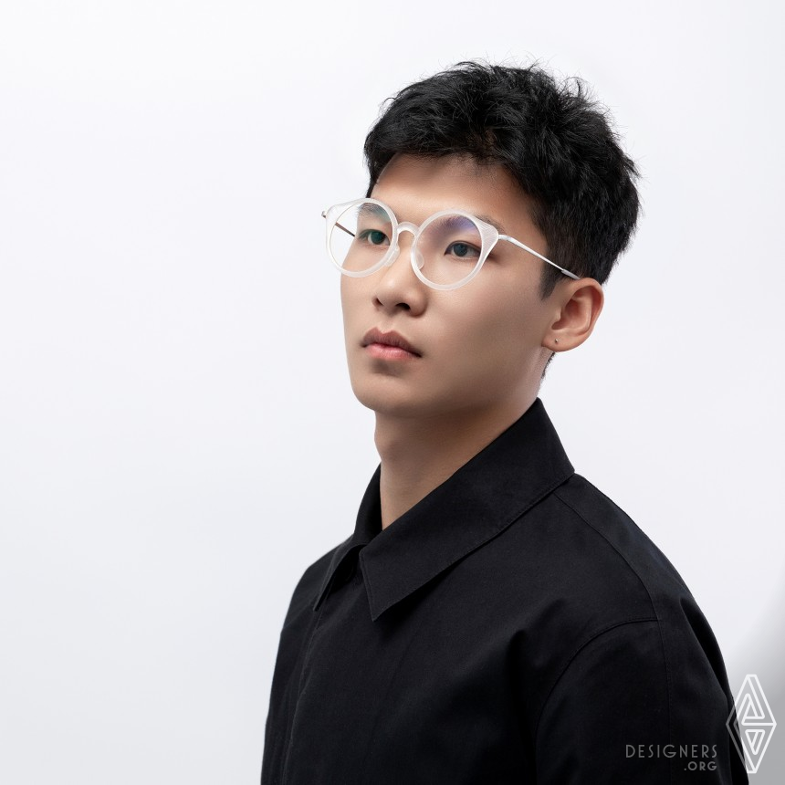 Hongwei Li Eyeglass Frame